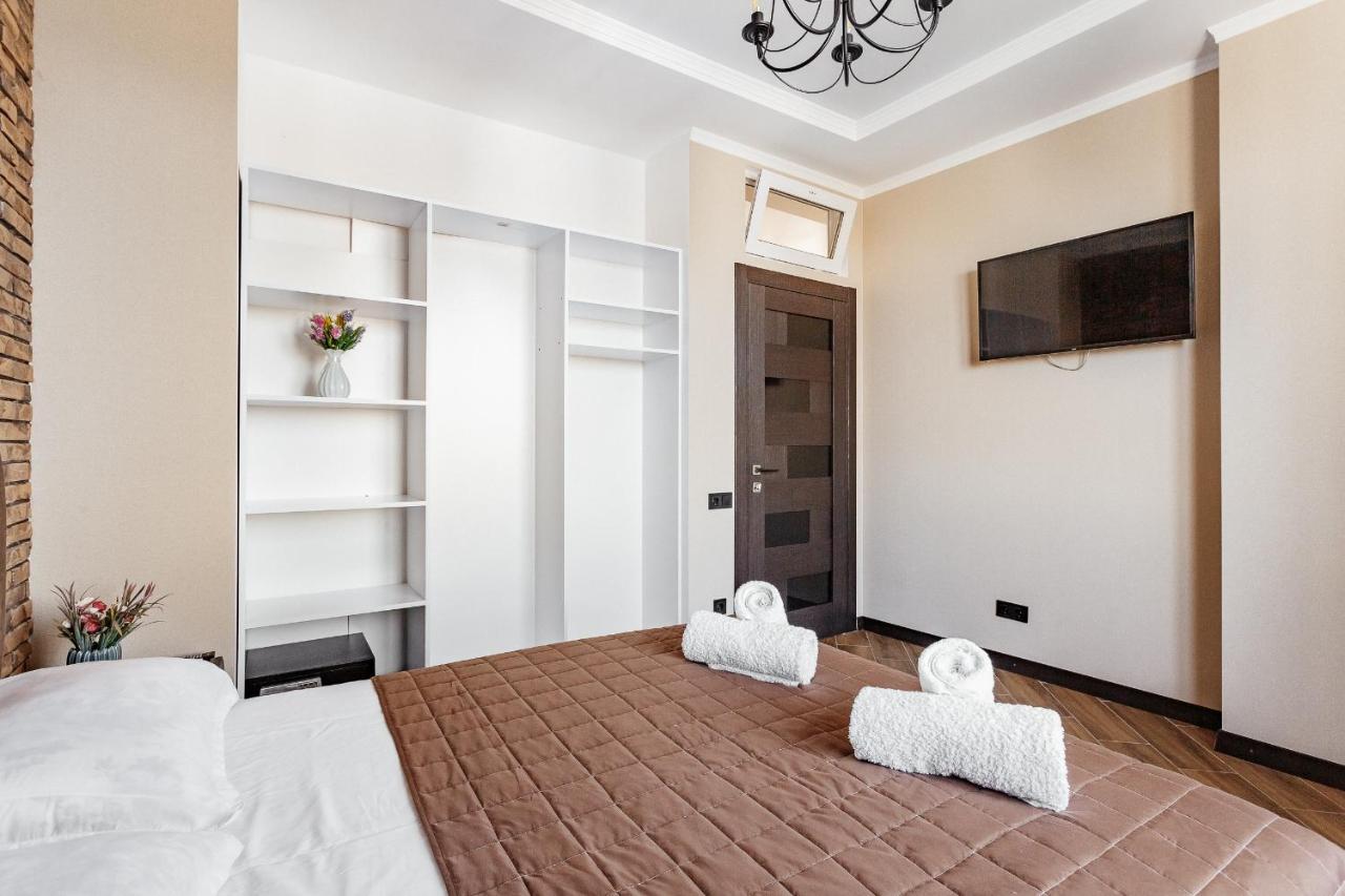 Apartments In Arcadia Vip Odessa Eksteriør bilde