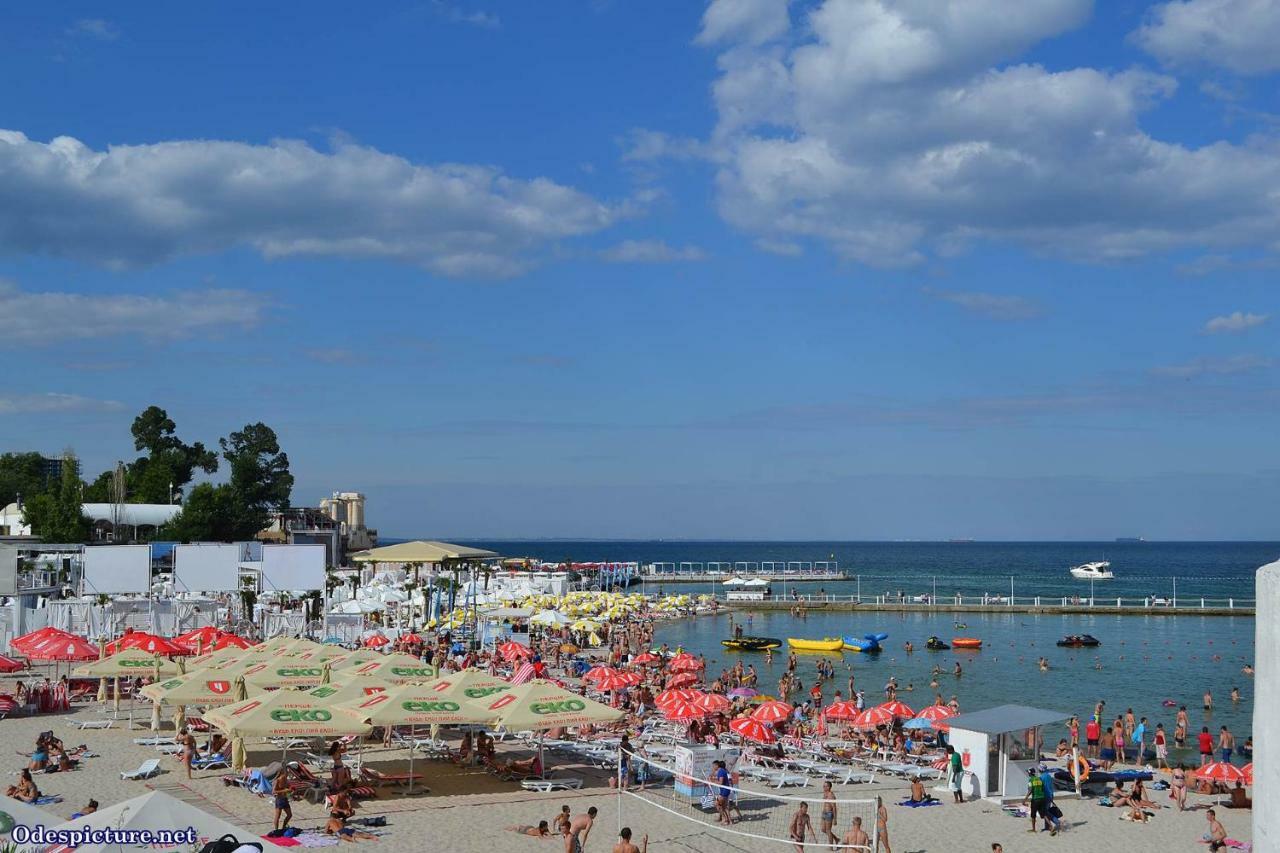 Apartments In Arcadia Vip Odessa Eksteriør bilde