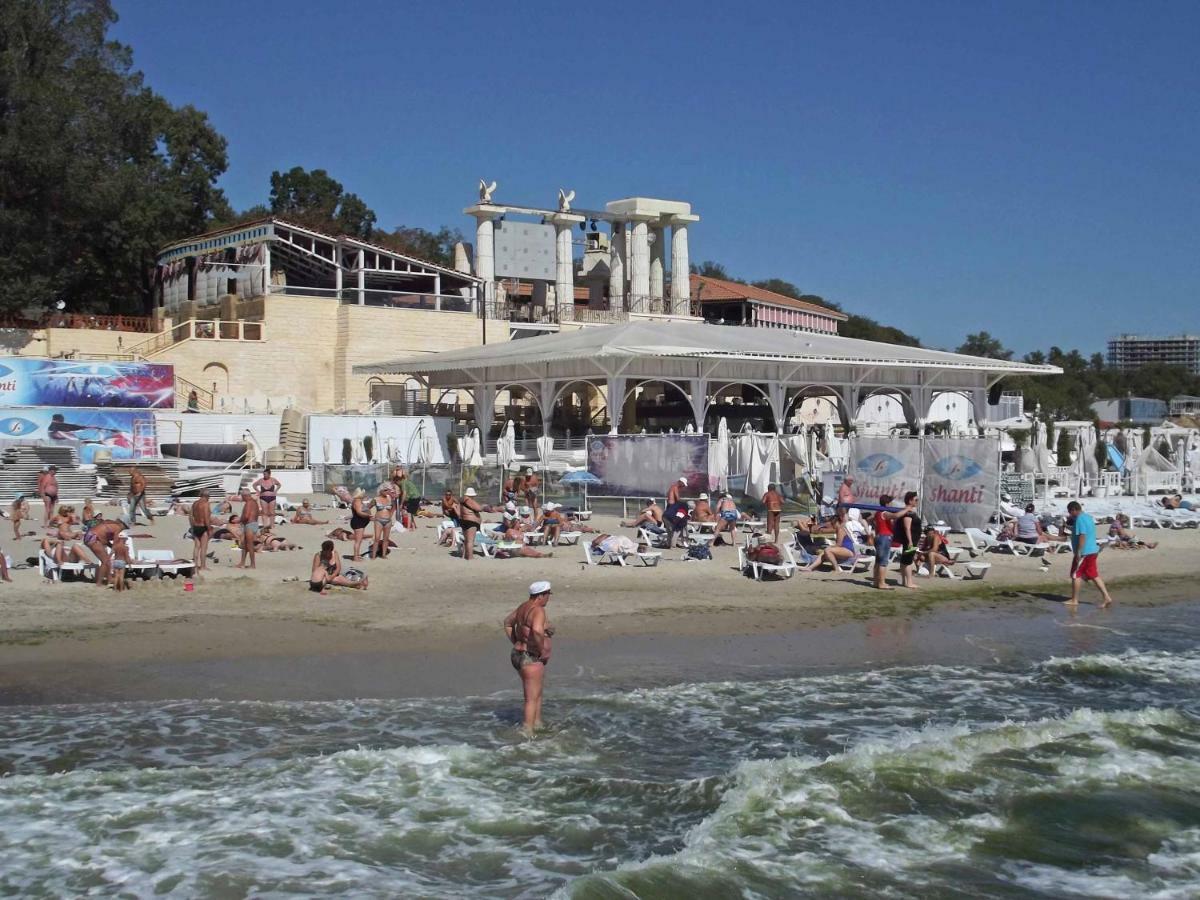 Apartments In Arcadia Vip Odessa Eksteriør bilde